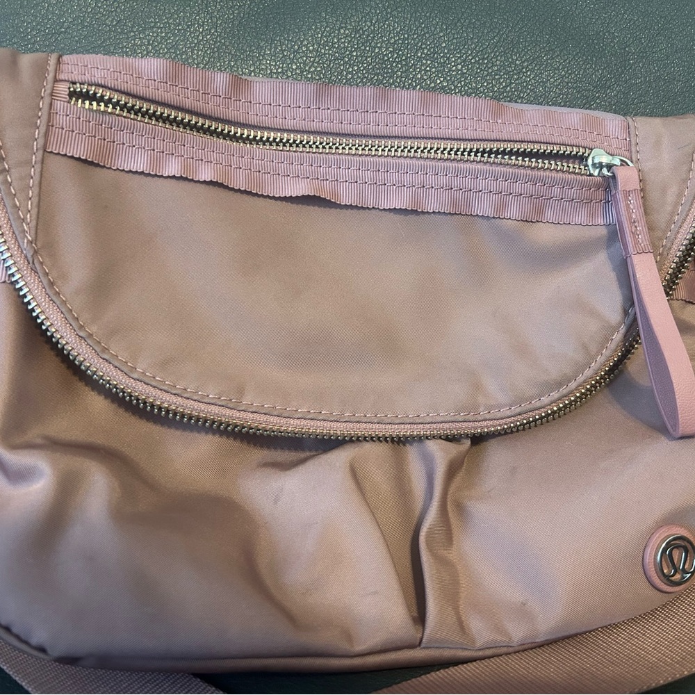 lululemon athletica Rose Crossbody Bag - Picture 2 of 11